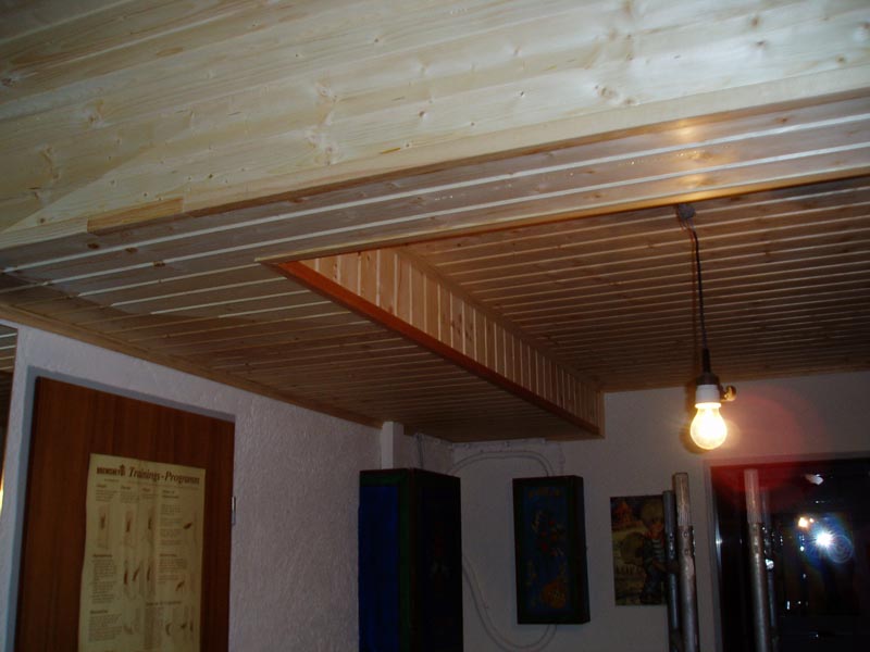 Montage Holzdecke Foto 17
