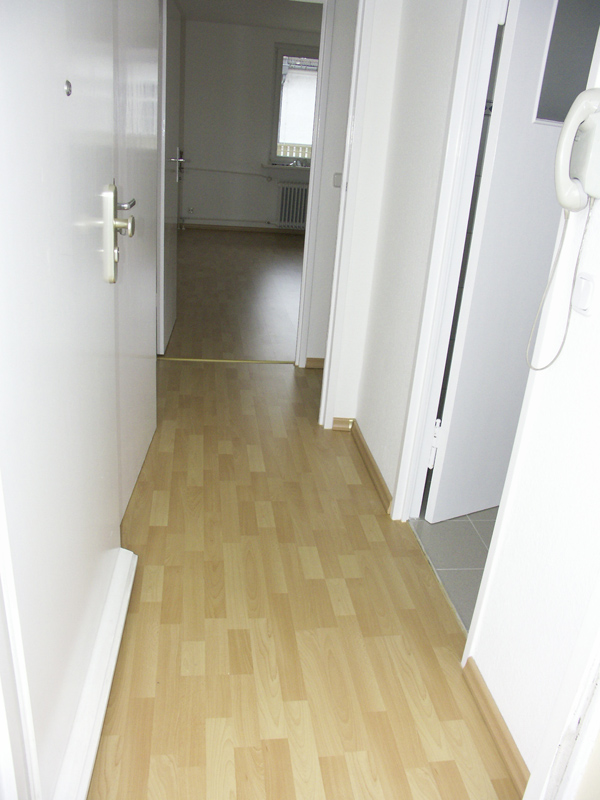 Wohnungssanierung Flur Foto 12